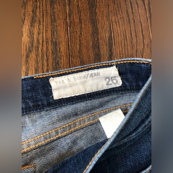 Rag & Bone Women’s 26 Tomboy Distressed Burnley Wash Mid-Rise Skinny Jeans- EUC! - Picture 7 of 15